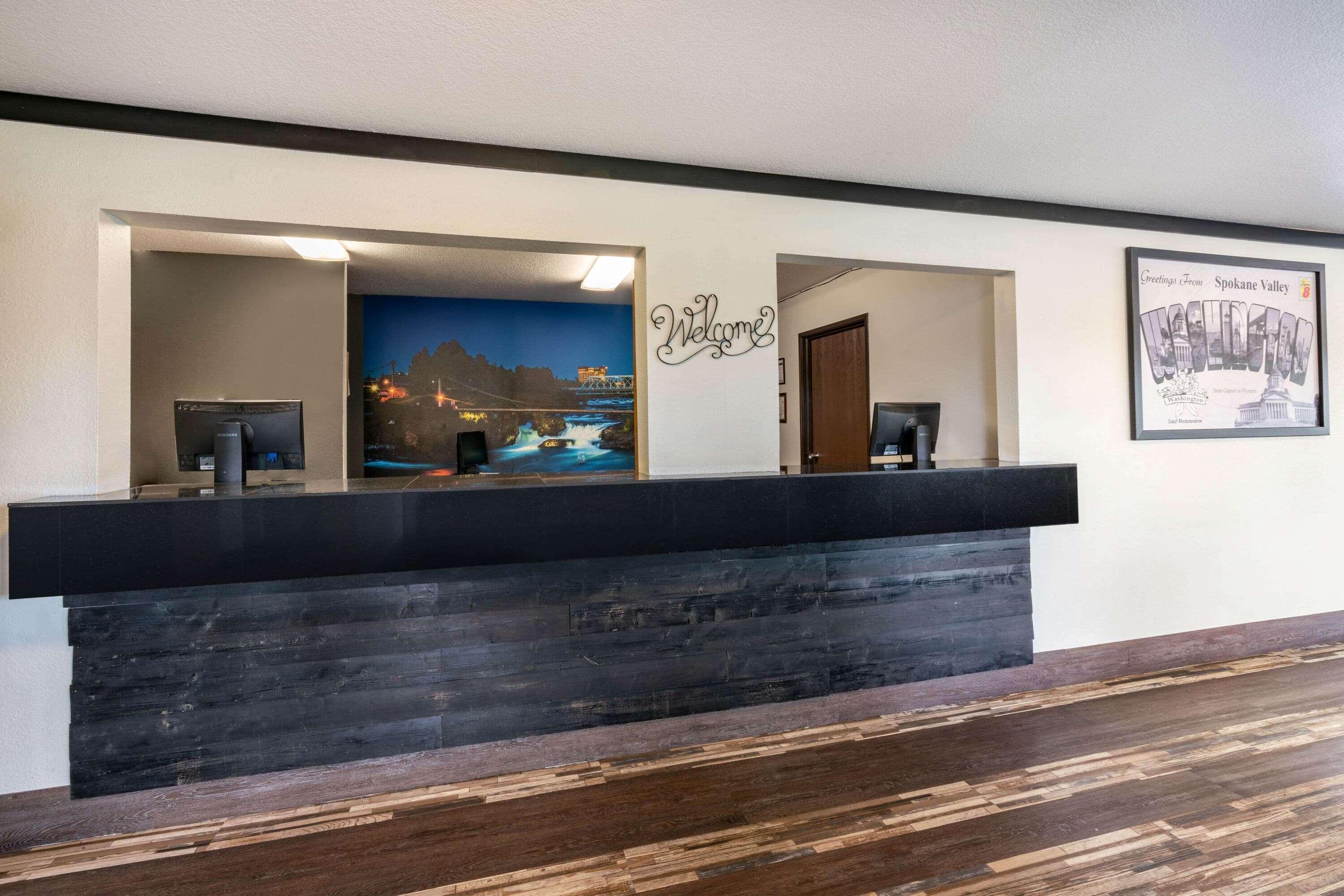 Super 8 By Wyndham Spokane Valley Exteriör bild