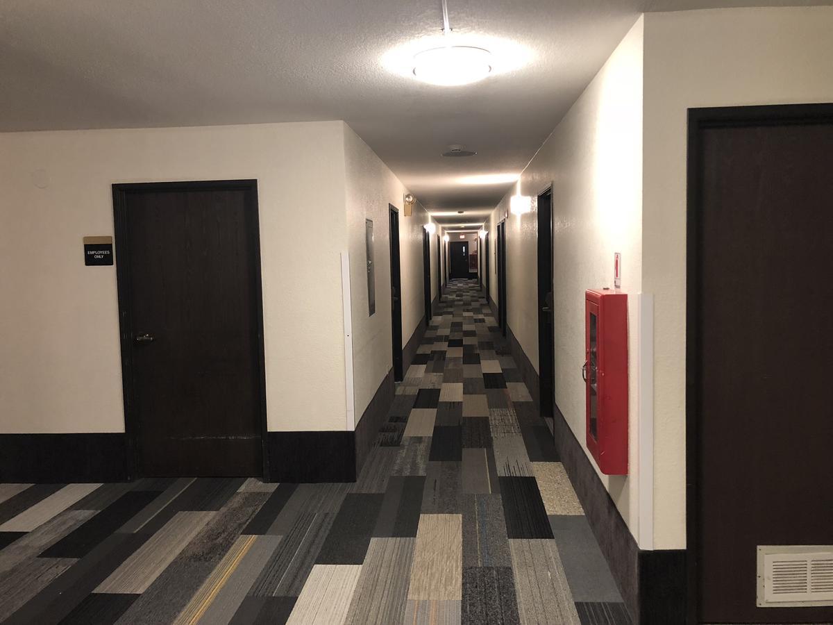 Super 8 By Wyndham Spokane Valley Exteriör bild